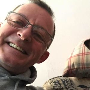 Meet your Posher, Chuck